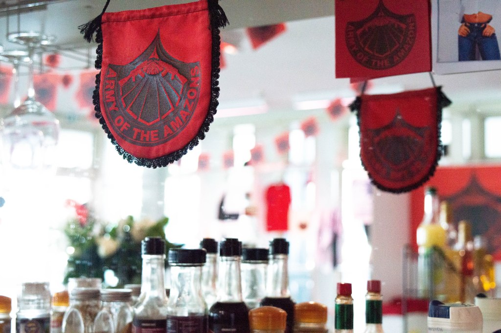 QG - ARMY OF THE AMAZONS